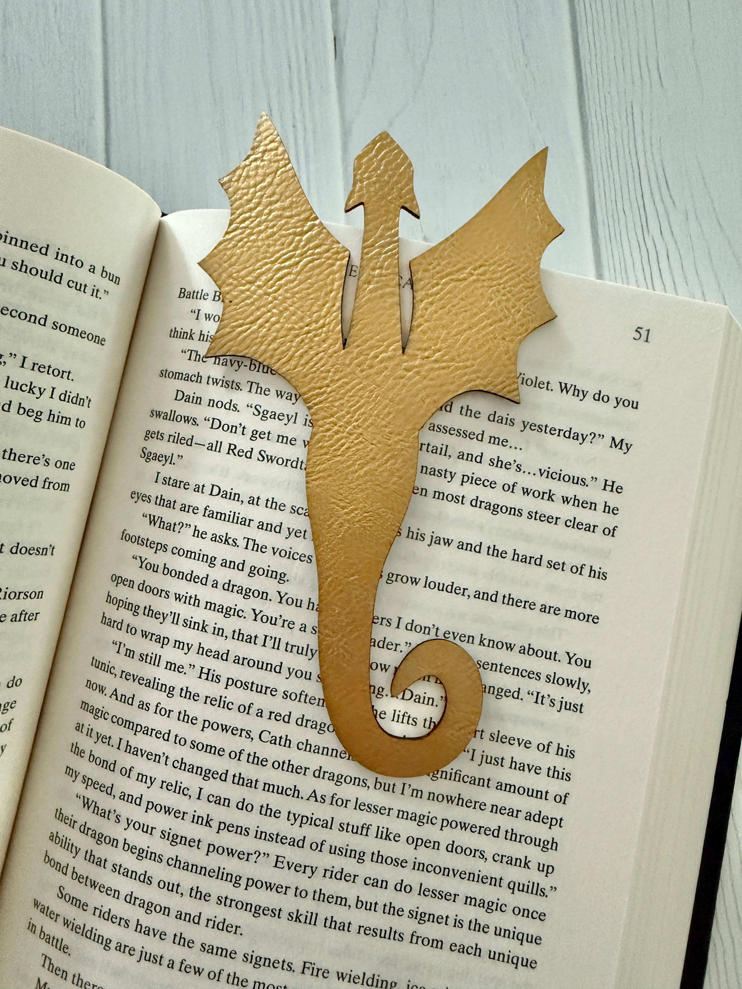 zoo&roo - Wholesale Bookmark - Gold dragon vegan leather bookmark | fantasy book merch1