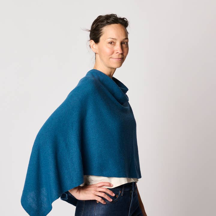 Margolis Pineo Italia - Wholesale Poncho - Women's - ROMA TRAVEL PONCHO - Cashmere-Blend Best Seller64