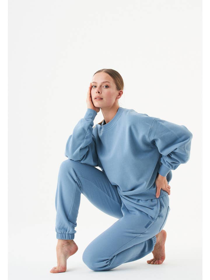 ORGANICATION - Wholesale Sweatshirt - Women's - BUKET- Soft Touch Sweatshirt aus Bio-Baumwolle4