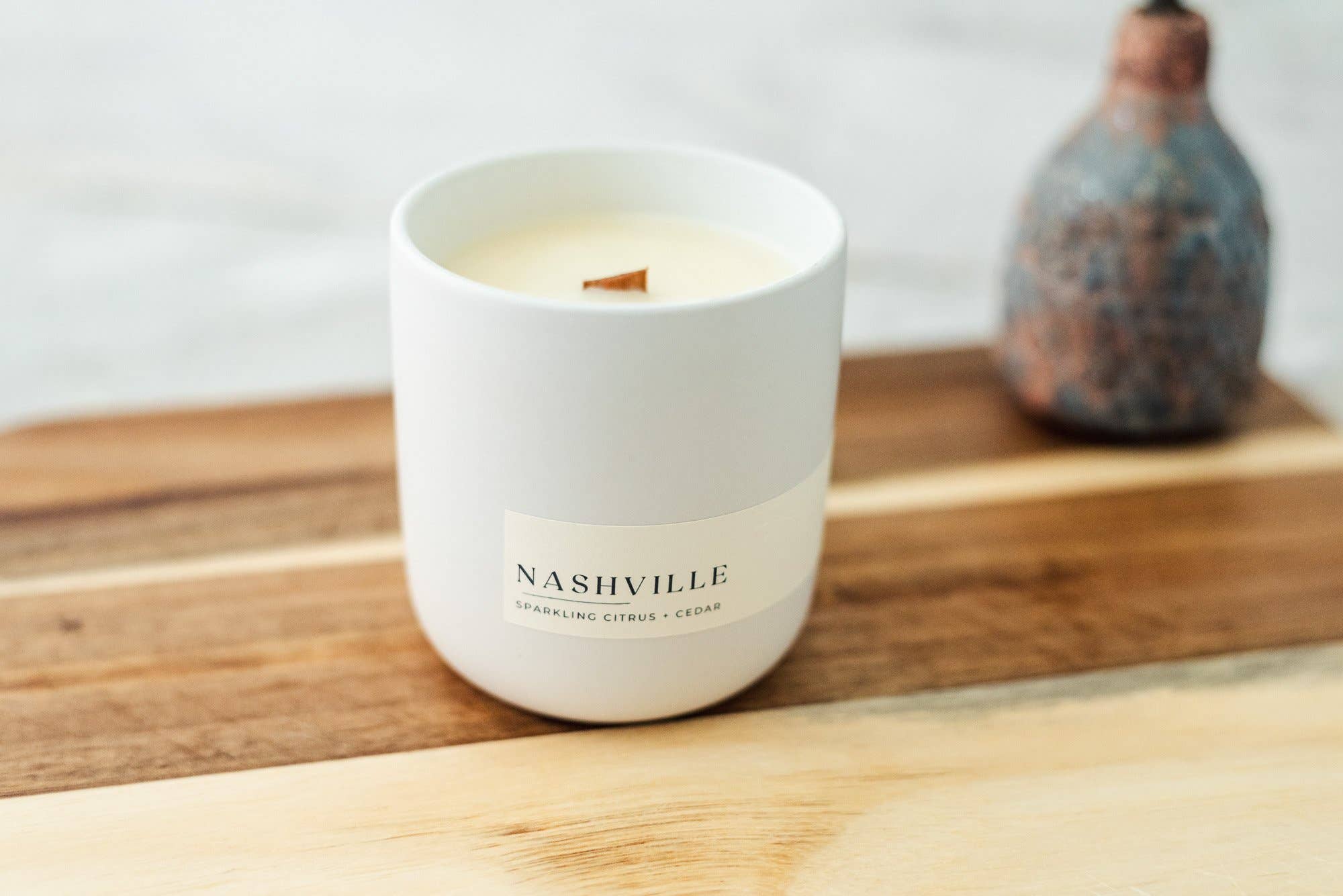 Wholesale Nashville Candle (Sparkling Citrus & Cedar) for your store