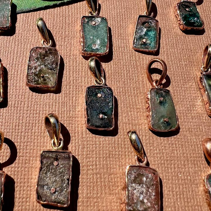 Bead Goes On - Wholesale Beads - Silk Road Roman Glass Pendants Rectangle Set in Copper2