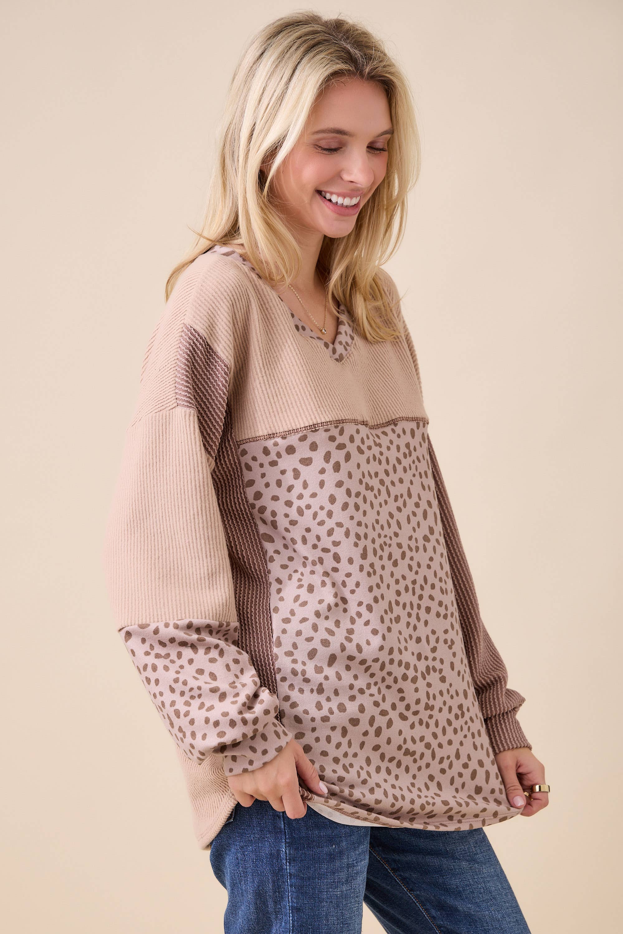 Celeste Clothing - Wholesale Knit Top - Women's - WOMEN'S RIB COLOR BLOCK ANIMAL PRINT LONG SLEEVE TOP42