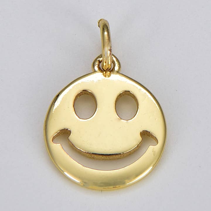 18K Gold Happy Face Charm, Smiley Face Emoji Charm CP1517 for wholesale by Beads Creation
