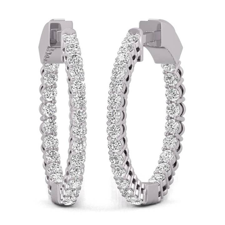 Boucle d'oreille en diamant naturel rond 1 ct en or blanc 14 carats pour la vente par TimeLe$$ Classics