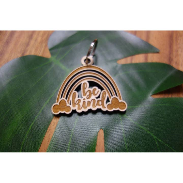 Chaveiro Arco-Íris Be Kind por atacado de Aloha Cuts