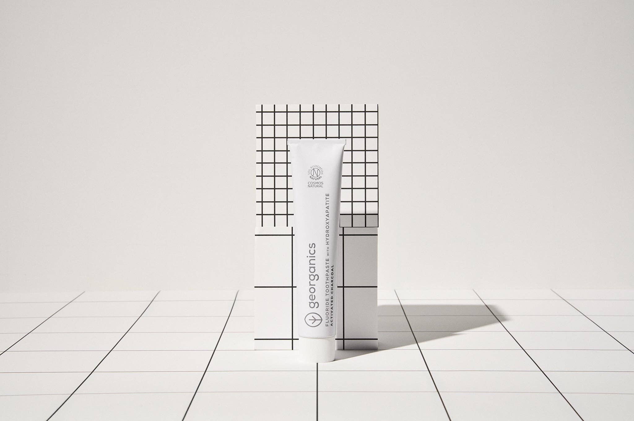 Georganics - Wholesale Toothpaste - NEW - Toothpaste next generation with Hydroxyapatite - Activated Charcoal4