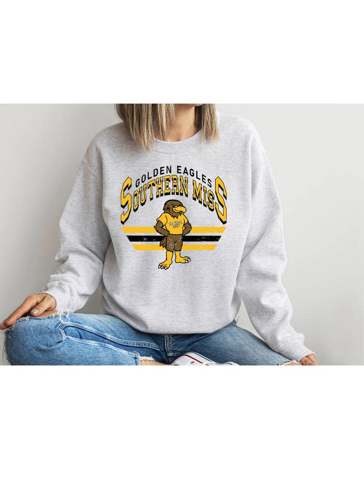 4 little hearts - Wholesale Graphic Sweatshirt - Women's - Golden eagles retro crewneck sweatshirt / t shirt