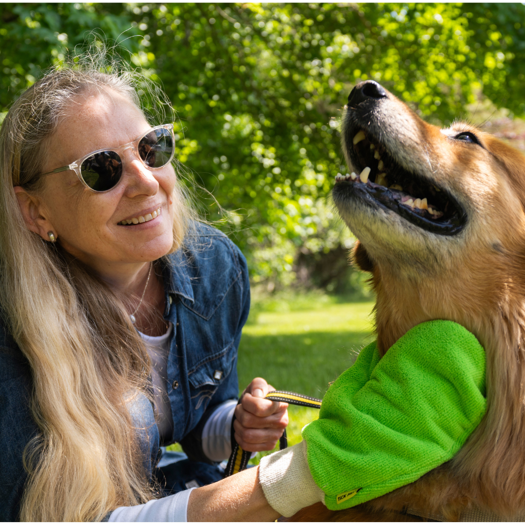 TiCK MiTT - Wholesale Insect Repellent - TiCK MiTT: Tick Remover for Pets, Outdoor Lovers - non-toxic5