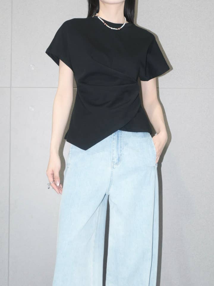 Asymmetric T-Shirt for wholesale by Blanc.Noize