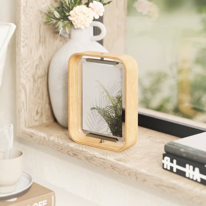 Umbra - Wholesale Picture Frame - Bellwood Picture Frame2