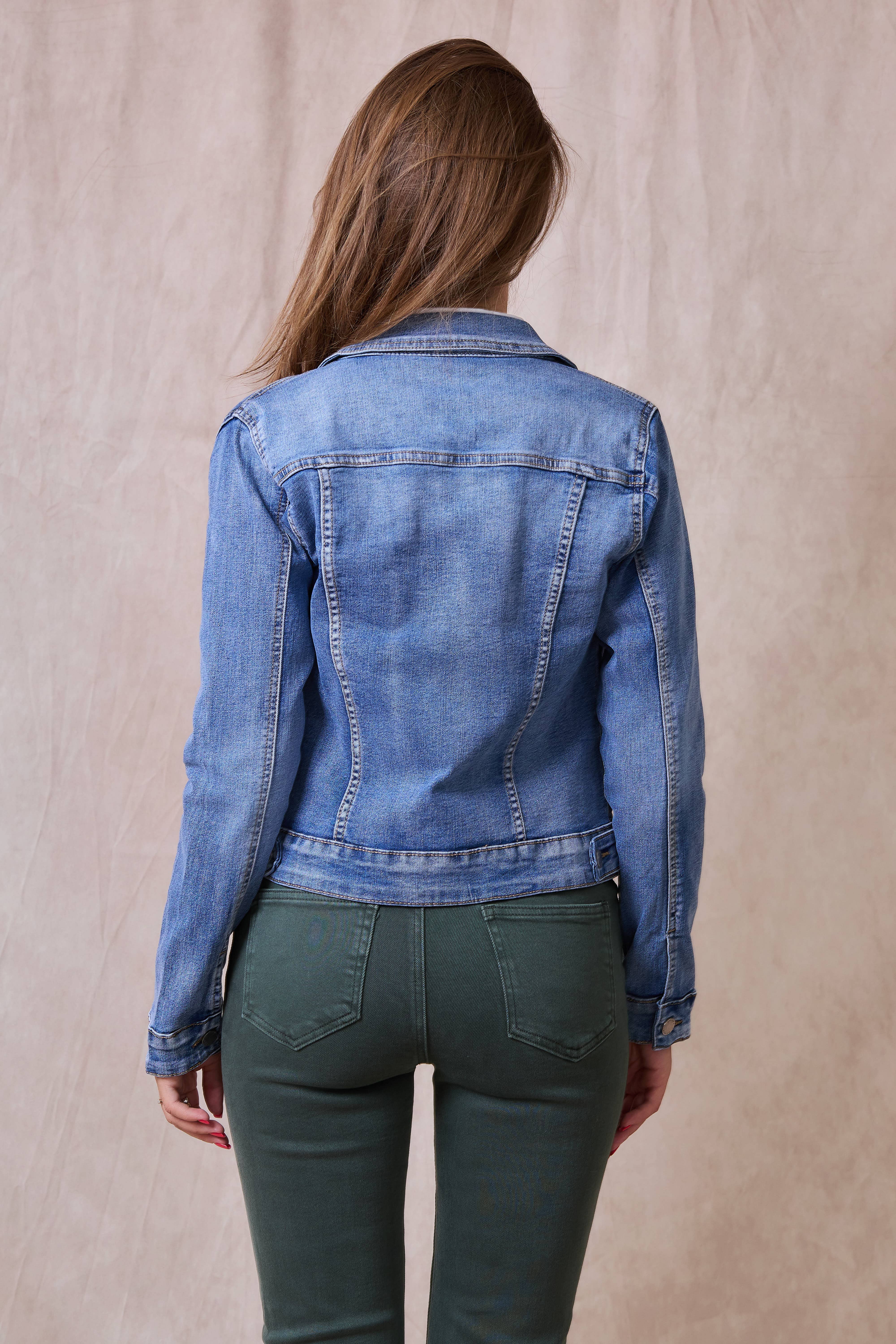 Slim jeans jacket (washed out) - ANA & LUCY for wholesale on Faire6
