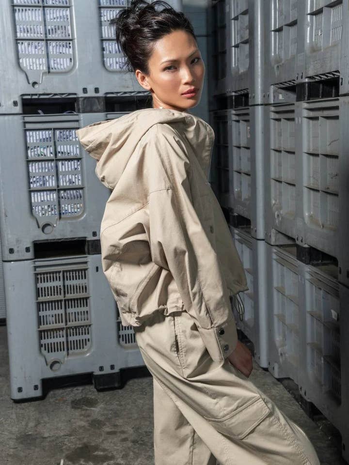 Kurze Hoodie-Parka für den Großhandel von Spoon