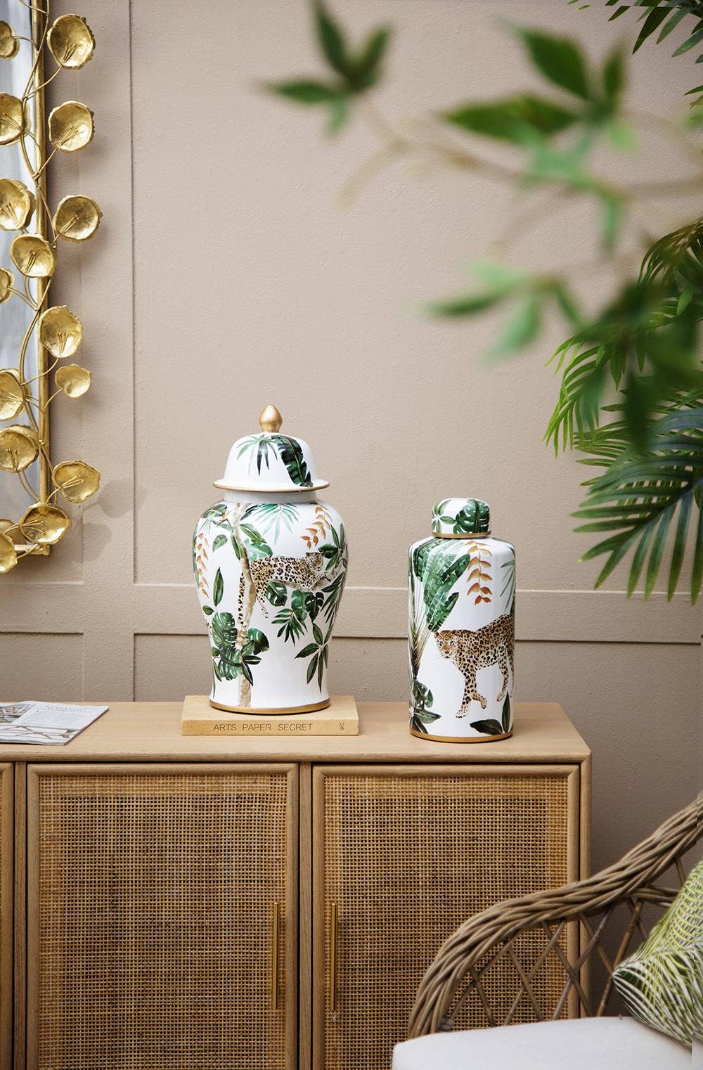 A&B Home Group Inc. - Wholesale Decorative Jar - D9.5x18" White and Green Leaf Pattern Ginger Jar6