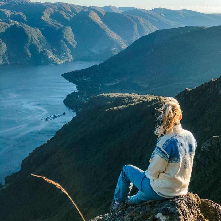 Voss Women's Sweater for wholesale by Susan Fosse AS