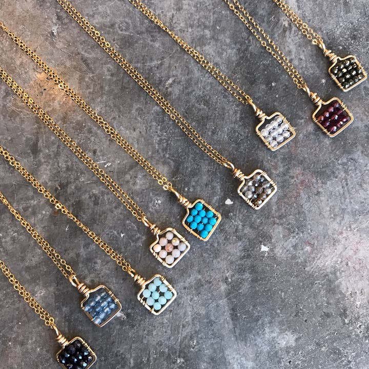 Sonya Renee Jewelry - Vendita all'ingrosso Collana con ciondolo/pendaglio - Collana Posh Micro Quadrata2