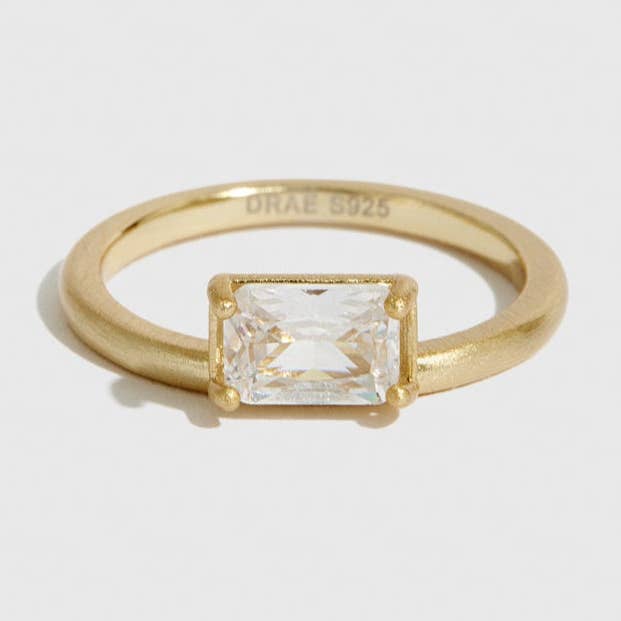 Baguette-sleben Solitaire-ring for engroshandel hos DRAE COLLECTION