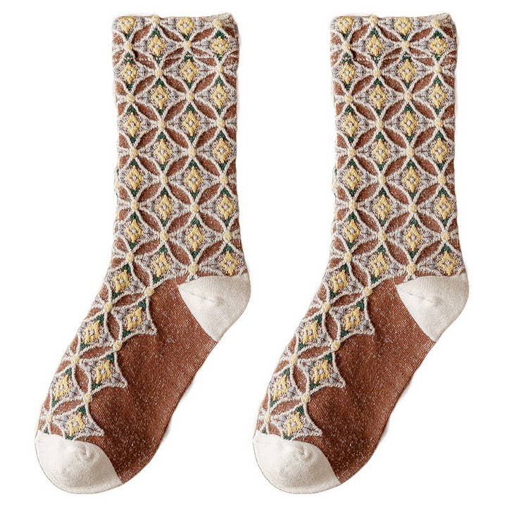 ACCITY - Wholesale Socks - Unisex - NEW DIAMOND-PATTERNED WHITE TRIM MID-TUBE SOCKS_CWMS0415