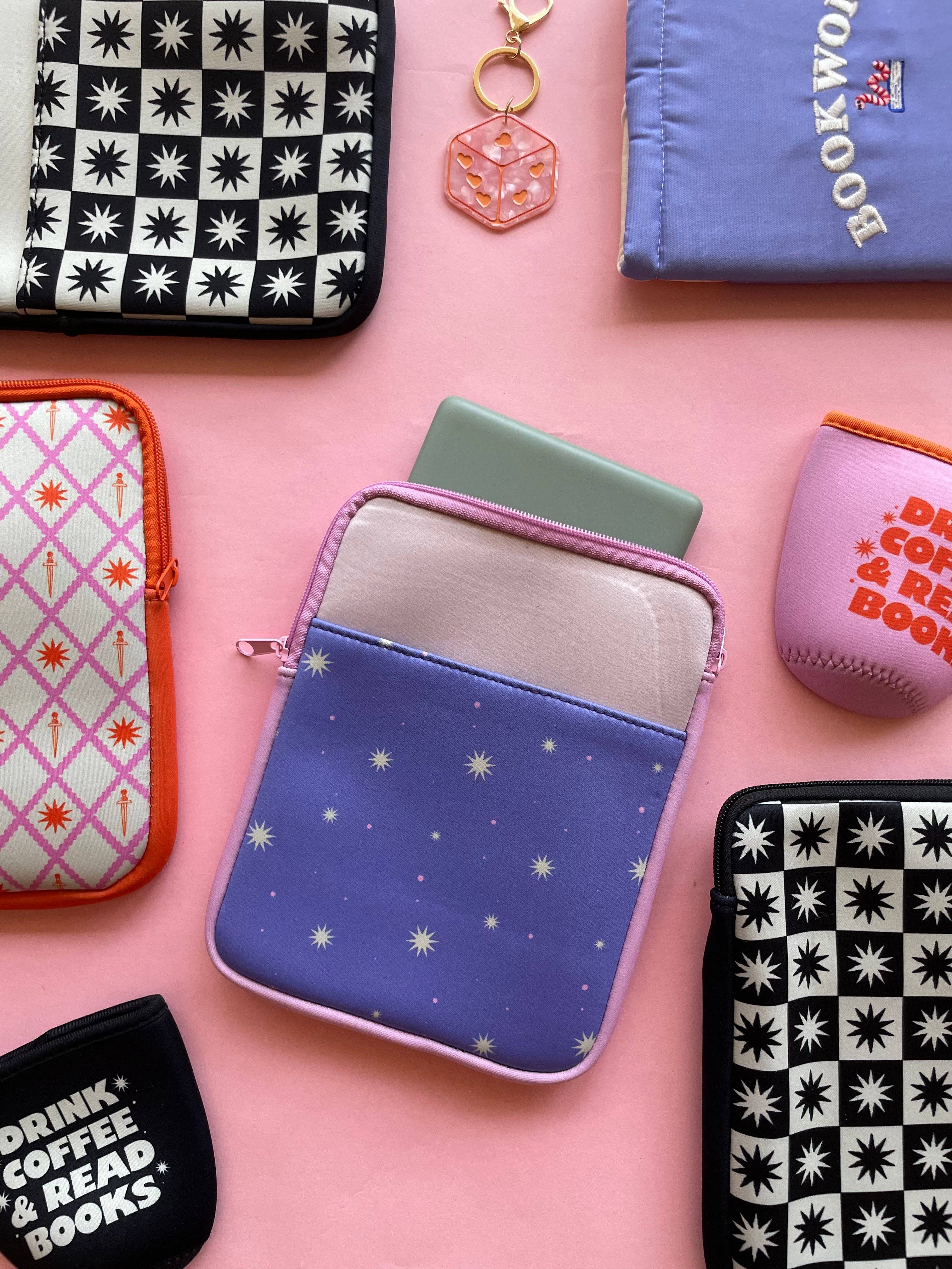 Jollie Ollie Designs - Vente Couvertures de livre - Housse de Lecture Kindle & Liseuse Zipper Busy1