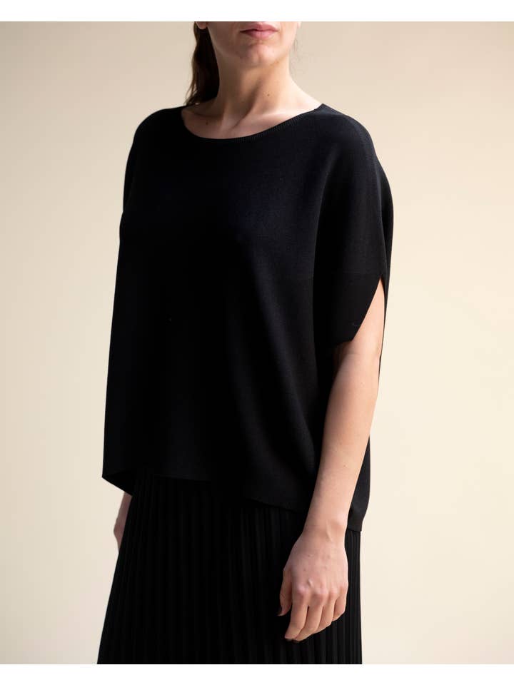 Lèmme - Venta al por mayor Jersey corto de punto - Mujer - Poncho Kimono sin Mangas en Mezcla de Viscosa – Tejido 3D
