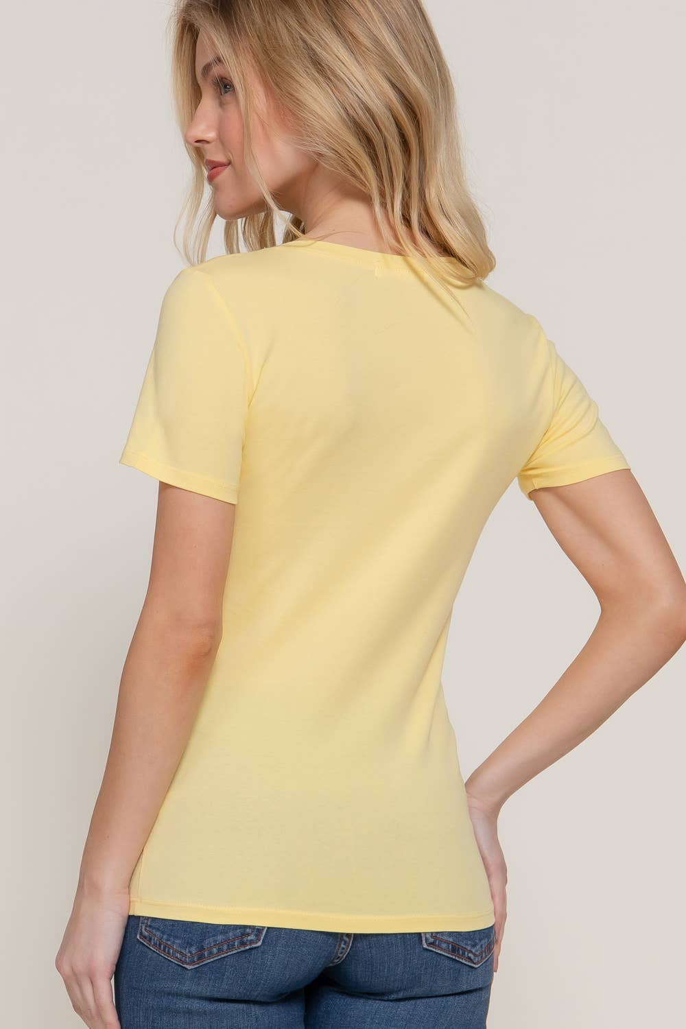 Active Basic | Active USA – Engroshandel T-shirt – til kvinder – Kortærmet top i bomuldstrikot med rund hals25