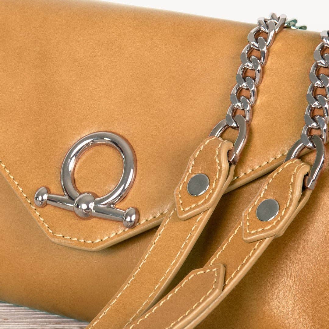 URBAN-EQUESTRIAN - Wholesale Crossbody Bag - Women's - Del Mar - Horse Bit Crossbody Luxury Leather Handbag in Caramel10