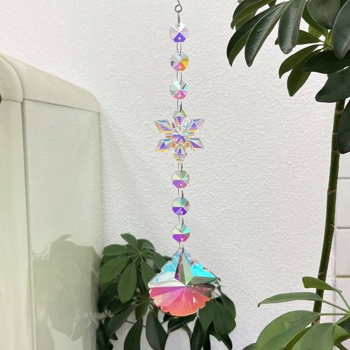 Dipped Shop - Wholesale Suncatcher - Snowflakes Crystal Holiday Home Hangings DP25A9327