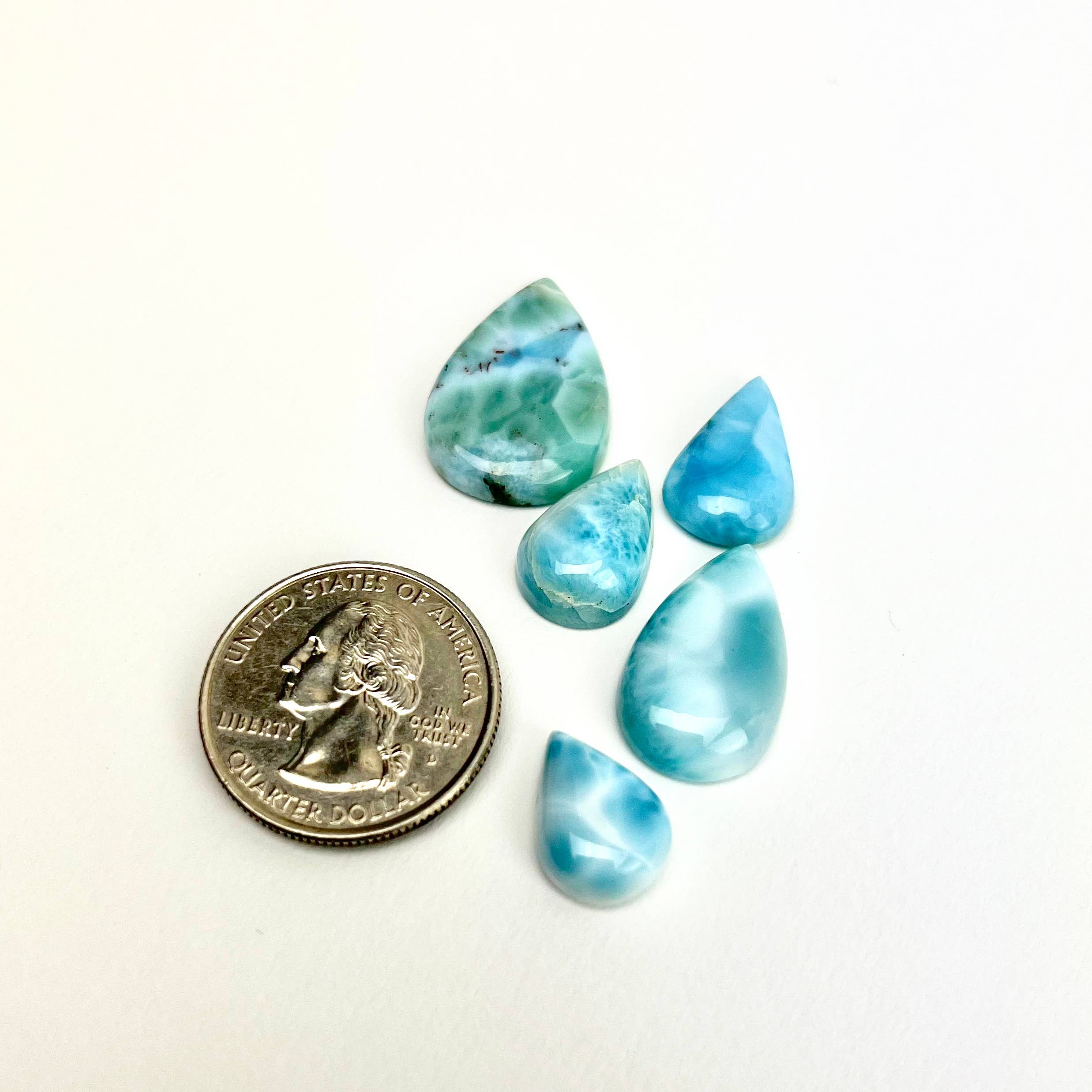 Pelham Grayson Rose - Wholesale Spirituele steen/kristal - Larimar cabochons van 15 mm1