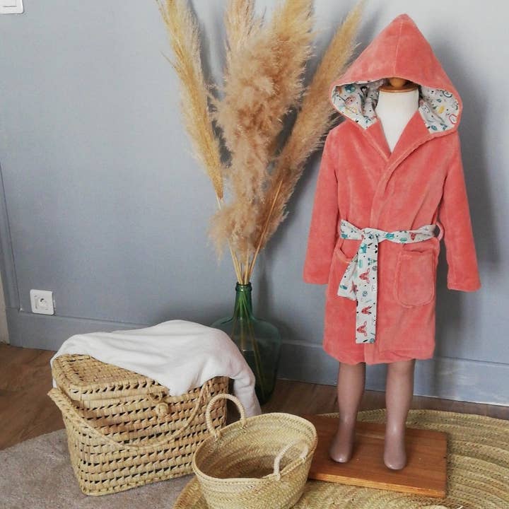 børns badekåbe 1 til 9 år gammel i bambus fiber - laksebjørn ind for engroshandel hos Miss et Cie