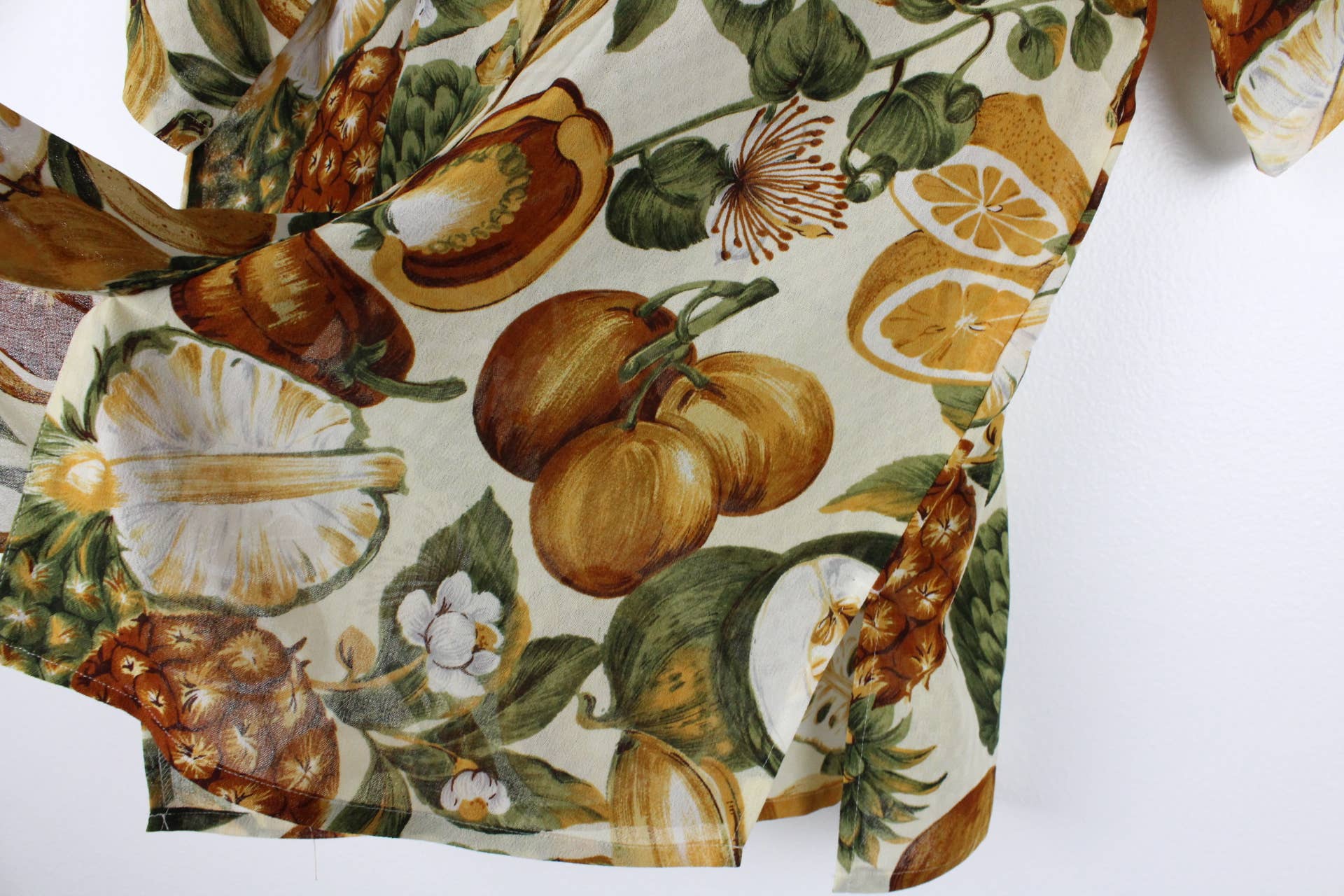 Sun's Out! - Wholesale Button Down Shirt - Women's - Vintage Short-Sleeve Button Up Blouse - Original Length32