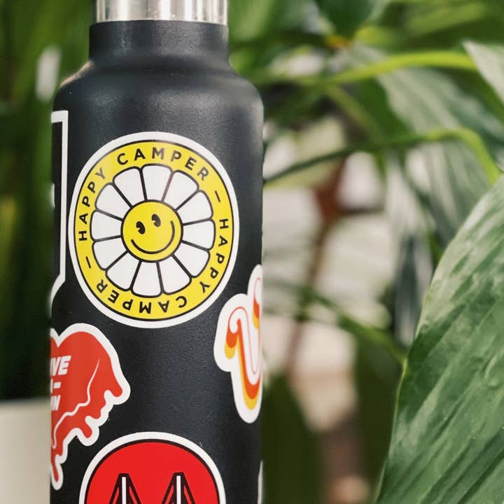 Daymade – wholesale Sticker – Happy Camper Sticker1