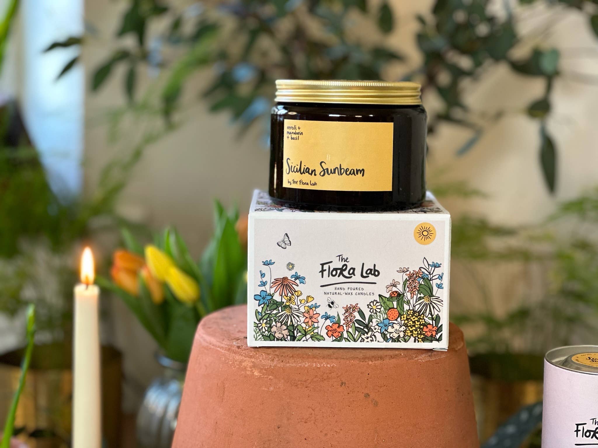 The Flora Lab | Hand Poured Natural-Wax Candles – wholesale Jar/filled candle – Sicilian Sunbeam Yellow Citrus Candle | Luxury Gift Candle9