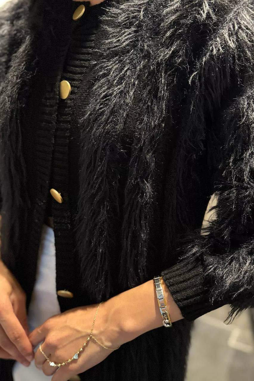 Design company-Fatma Balkir - Wholesale Jacket - Women's - Soft Knitted Jacket ,Oversized Long Shaggy Cardigan
6