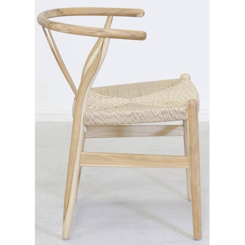 Aubry Gaspard – Großhandel Stühle – Ming-Stuhl aus natürlichem Teakholz mit Sitzfläche aus synthetischem Rattan1