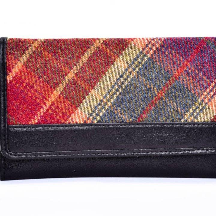 Muir Purse for wholesale by Leather Guild