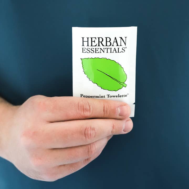 Herban Essentials - Wholesale Essential Oil - Peppermint Towelettes - 20 Individual Essential Oil Wipes