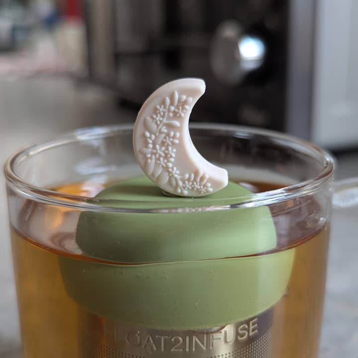 Float2infuse Tea Infuser - Wholesale Tea Strainer/Infuser - Ivory Floral Crescent Moon |Floating Tea Steeper |Green Base2