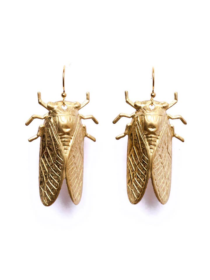 Orecchini Cicada Dorati per la vendita all'ingrosso da parte di Collarbone Jewelry