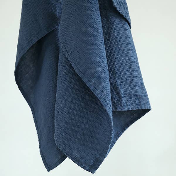 LinenMe - Wholesale Hand Towel - Linen Hand Towels Indigo Washed Waffle1