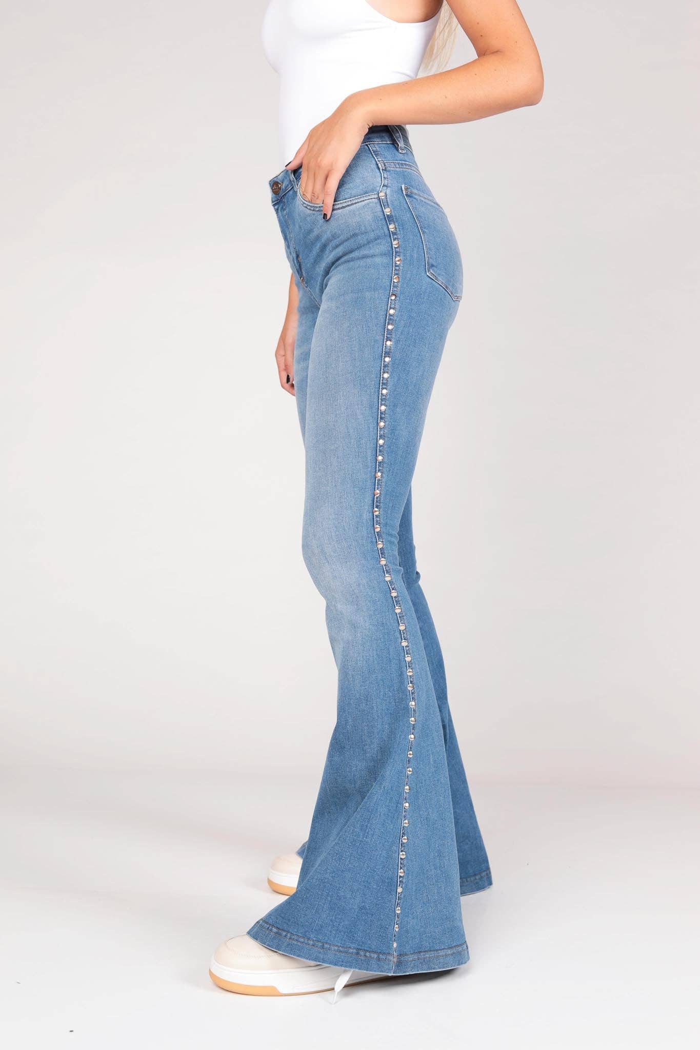 Alwayschic - Wholesale Jeans - Women's - Campana Line Jeans8