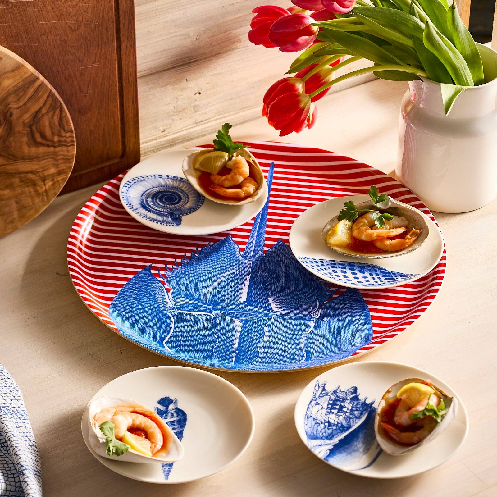 Caskata - Wholesale Decorative Tray - Horseshoe Crab Large Round Birchwood Tray2