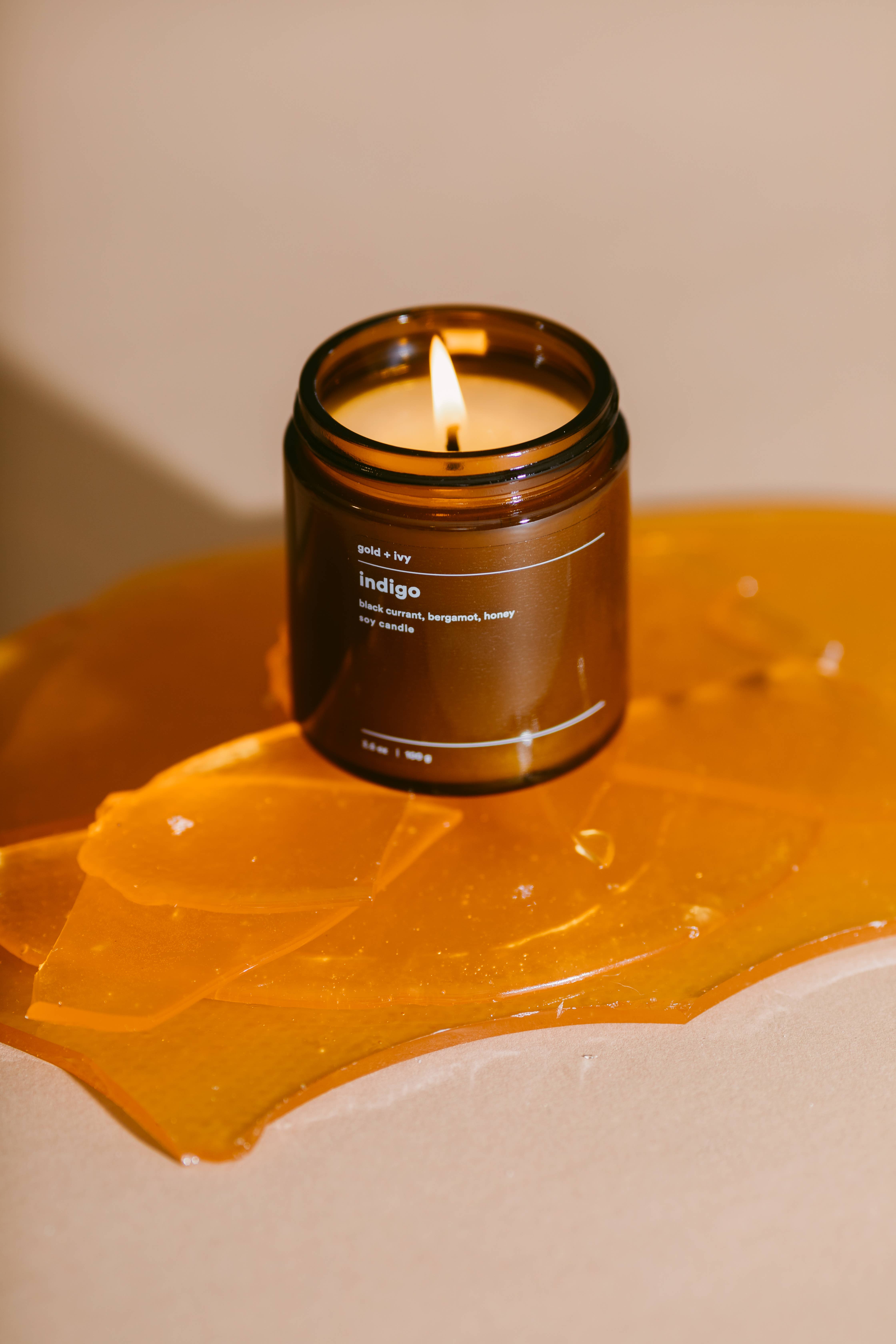 gold + ivy - Wholesale Jar/Filled Candle - indigo soy candle - black currant, bergamot, honey 0