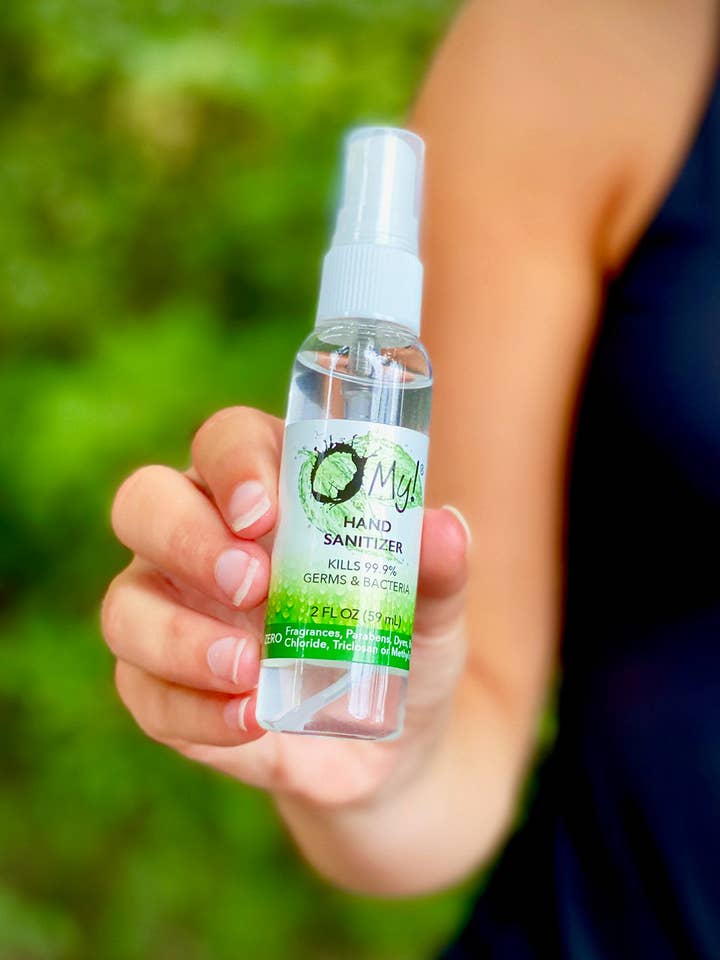 O mai ! Désinfectant pour les mains | Sans parabènes, colorants, chlorure de benzalkonium, triclosan et méthylisothiazolinone | Fabriqué aux États-Unis pour la vente par O My! Bath and Body