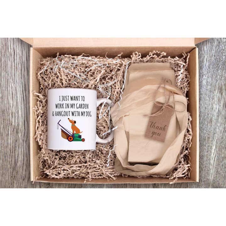 AJCanvasPrints - Wholesale Coffee Mug - I Just Want To In My Garden & Hangout With My Dog Mug1