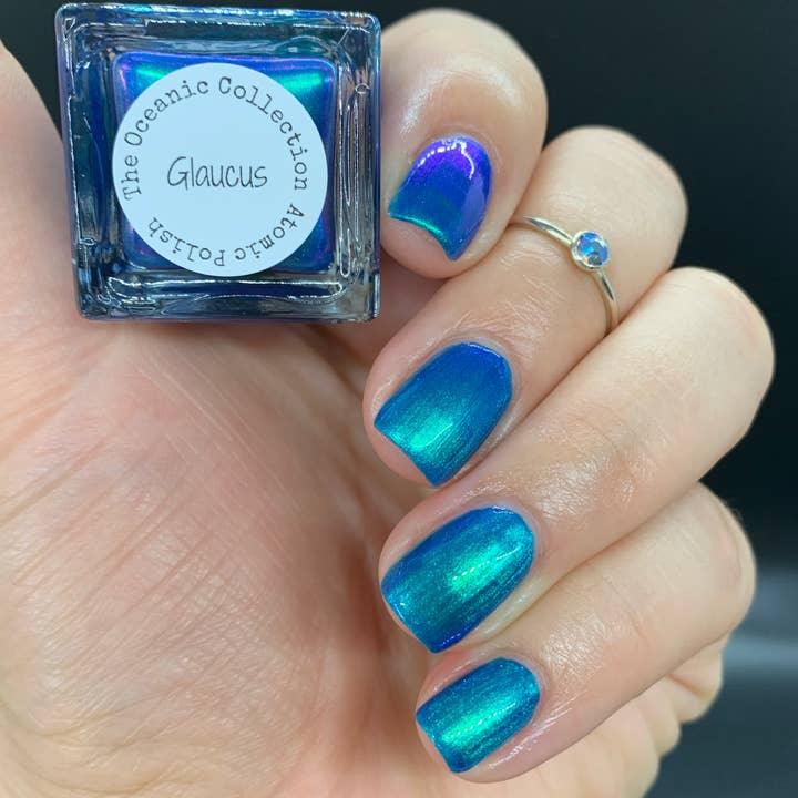 Atomic Polish – Großhandel Nagellacke – Glaucus Royalblau Farbwechselnder Nagellack6