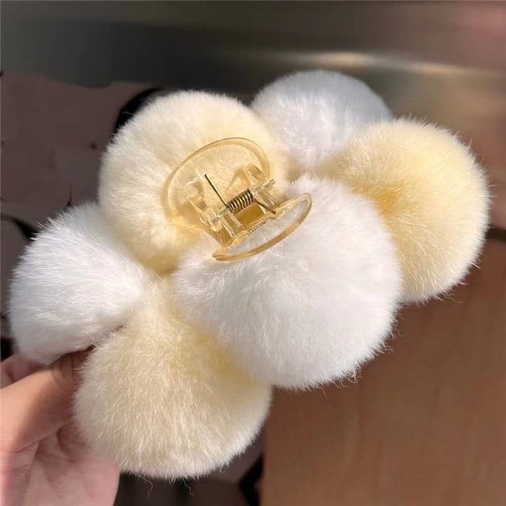 FurDecoration - Wholesale Hair Clip - Women's - Fluffy Rex Rabbit Fur Large Hair Claw Clips