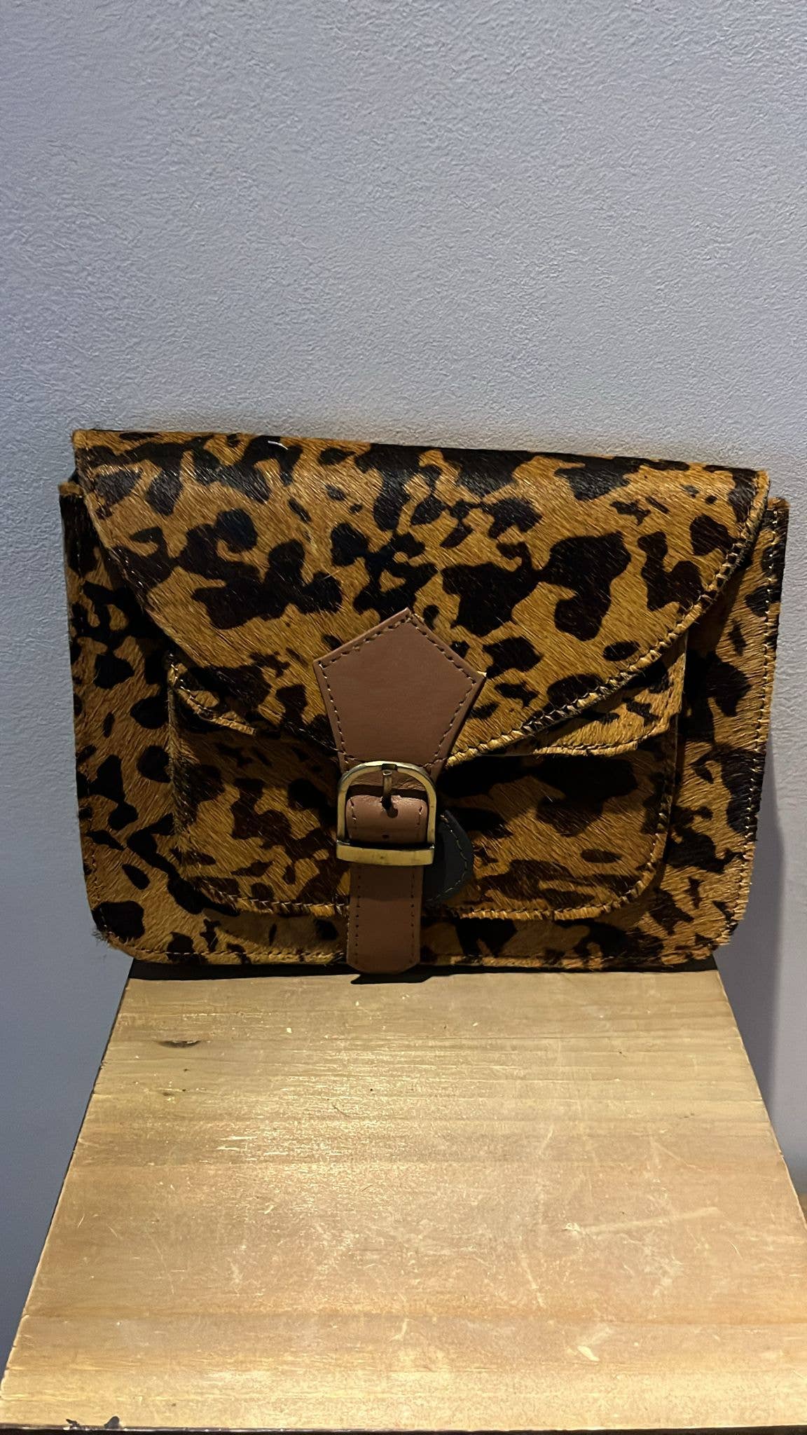 The Familyshop - Wholesale Crossbody Bag - Women's - Ibiza Brisa Libre Leather Bag1