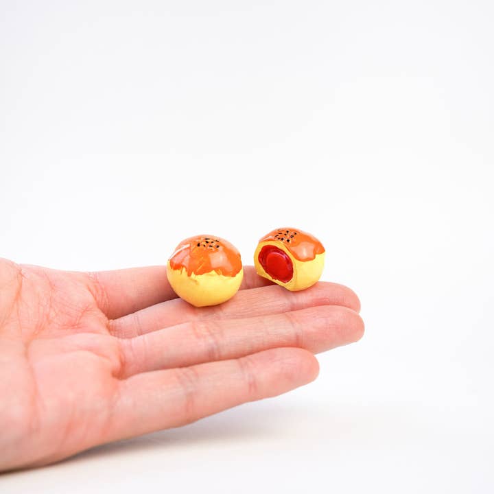 Mini Story Co - Wholesale Lapel Pin/Button - Dan Huang Su Pin | Miniature Taiwanese Mooncake Pastry Brooch | Chinese Dessert Pin | Asian Food Badge | Salted Egg Yolk Mooncake Accessory1