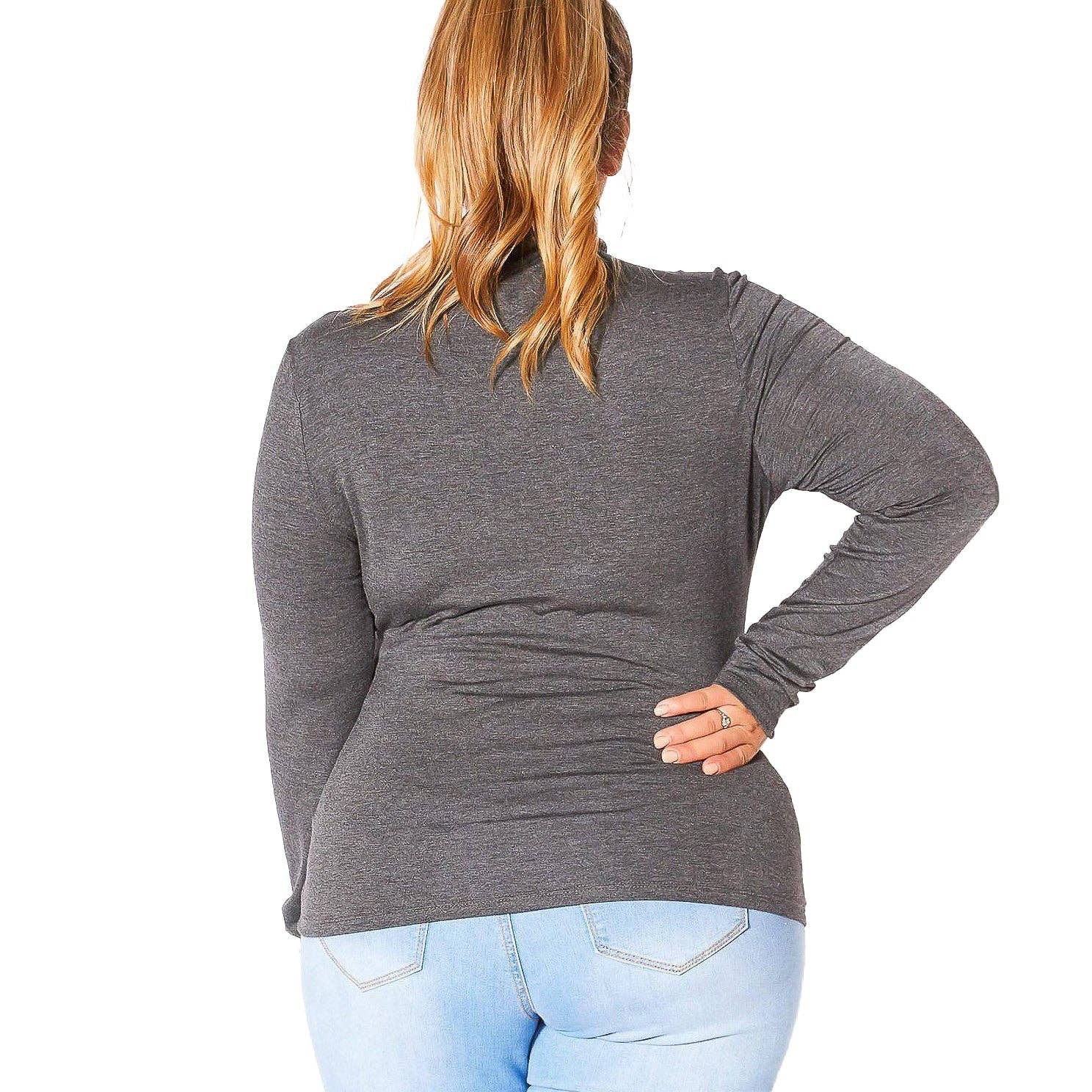Robin K – wholesale Stickad topp - Dam – Plus size långärmad polotröja med åtsittande passform1
