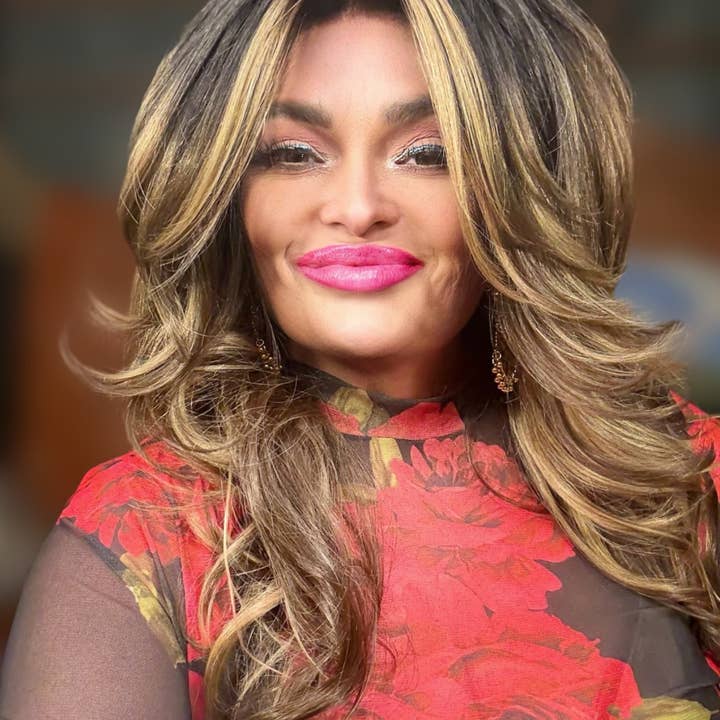 Naomi's Happy Place Shop - Wholesale Hair Extensions - DOLLY39