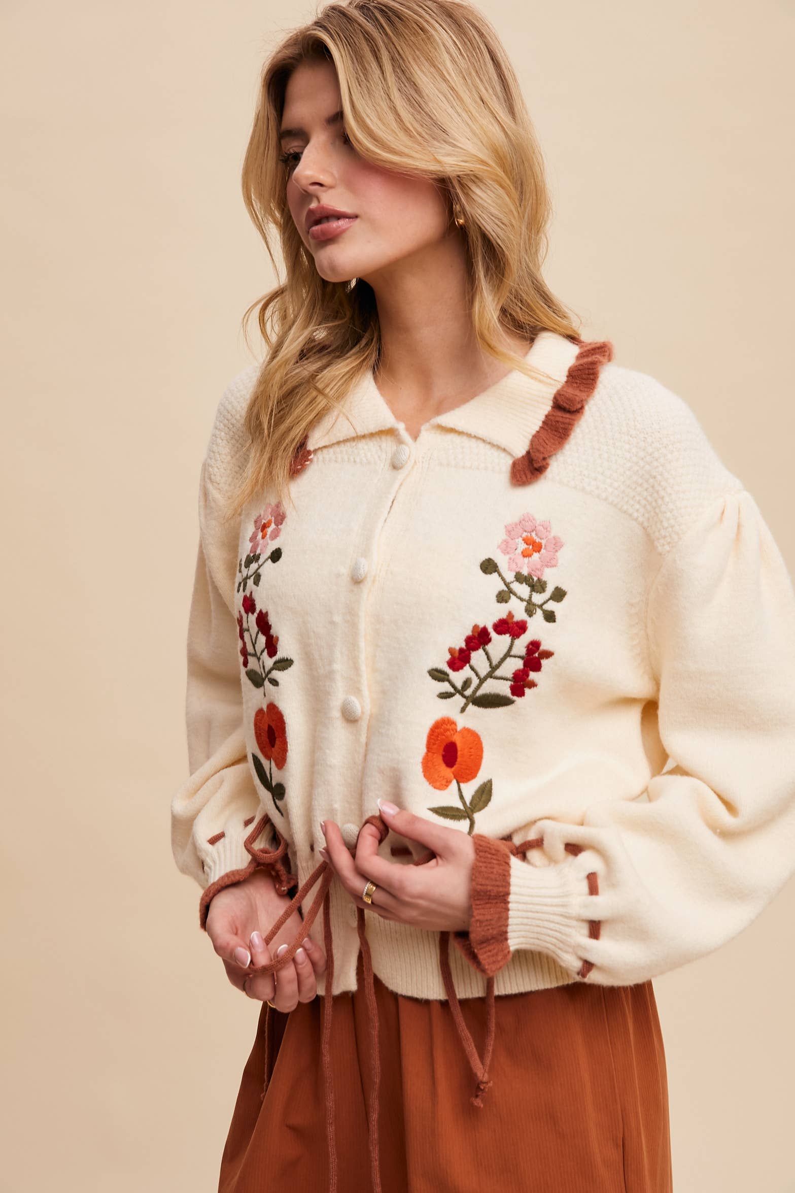 Listicle - Wholesale Cardigan - Women's - Floral Embroidered Knit Cardigan Sweater18